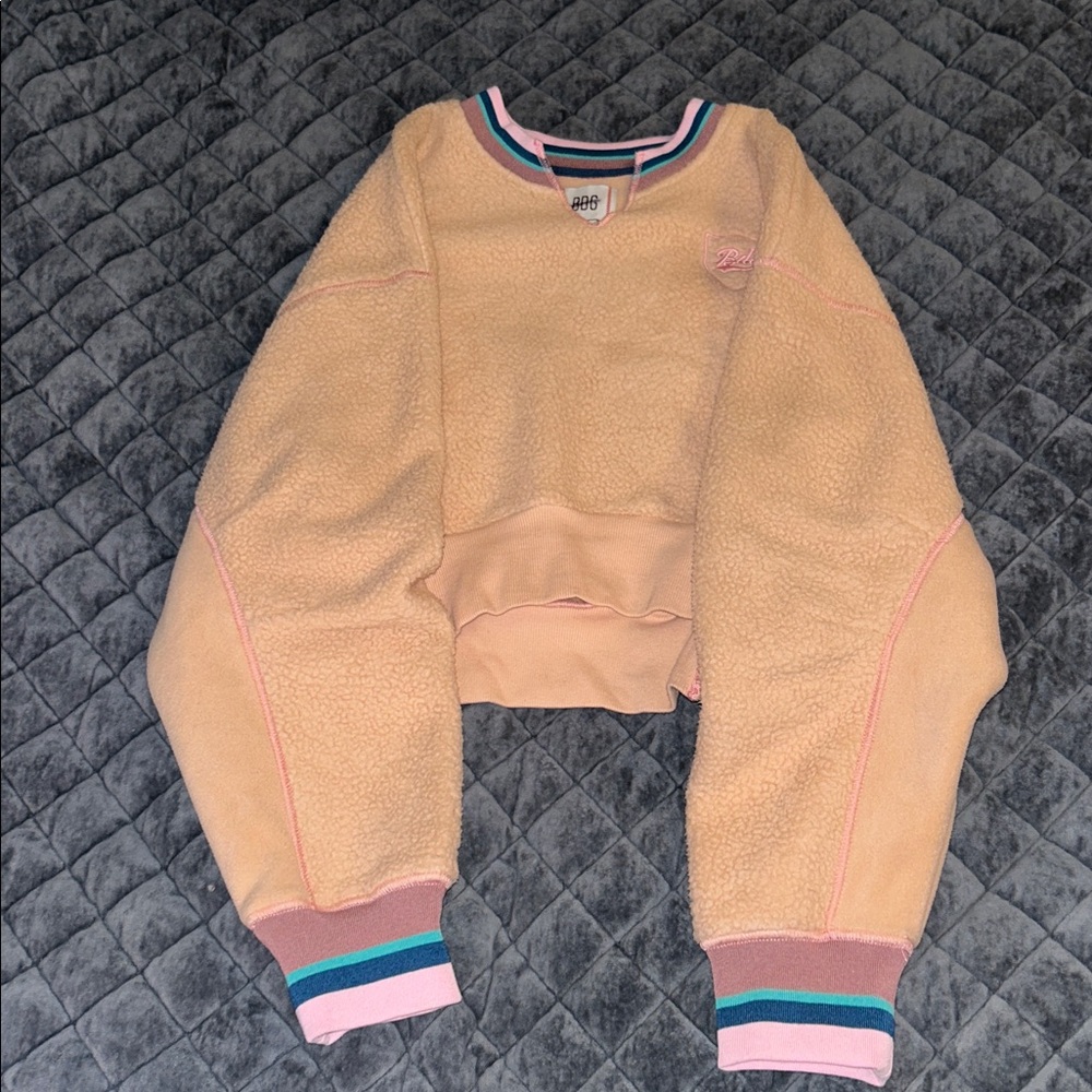 Cropped BDG hoodie